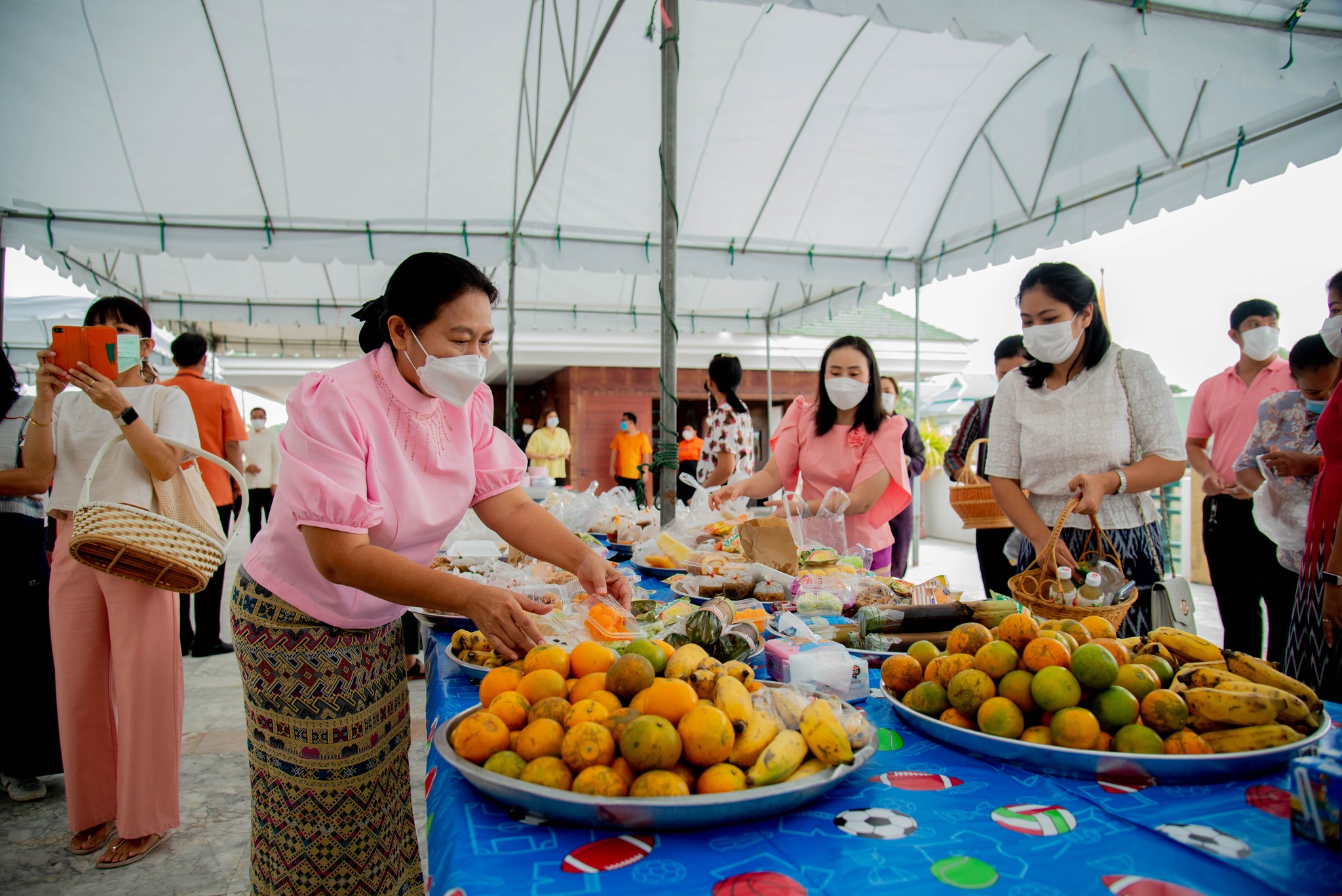 325169063 539867641511276 728307126969945945 N