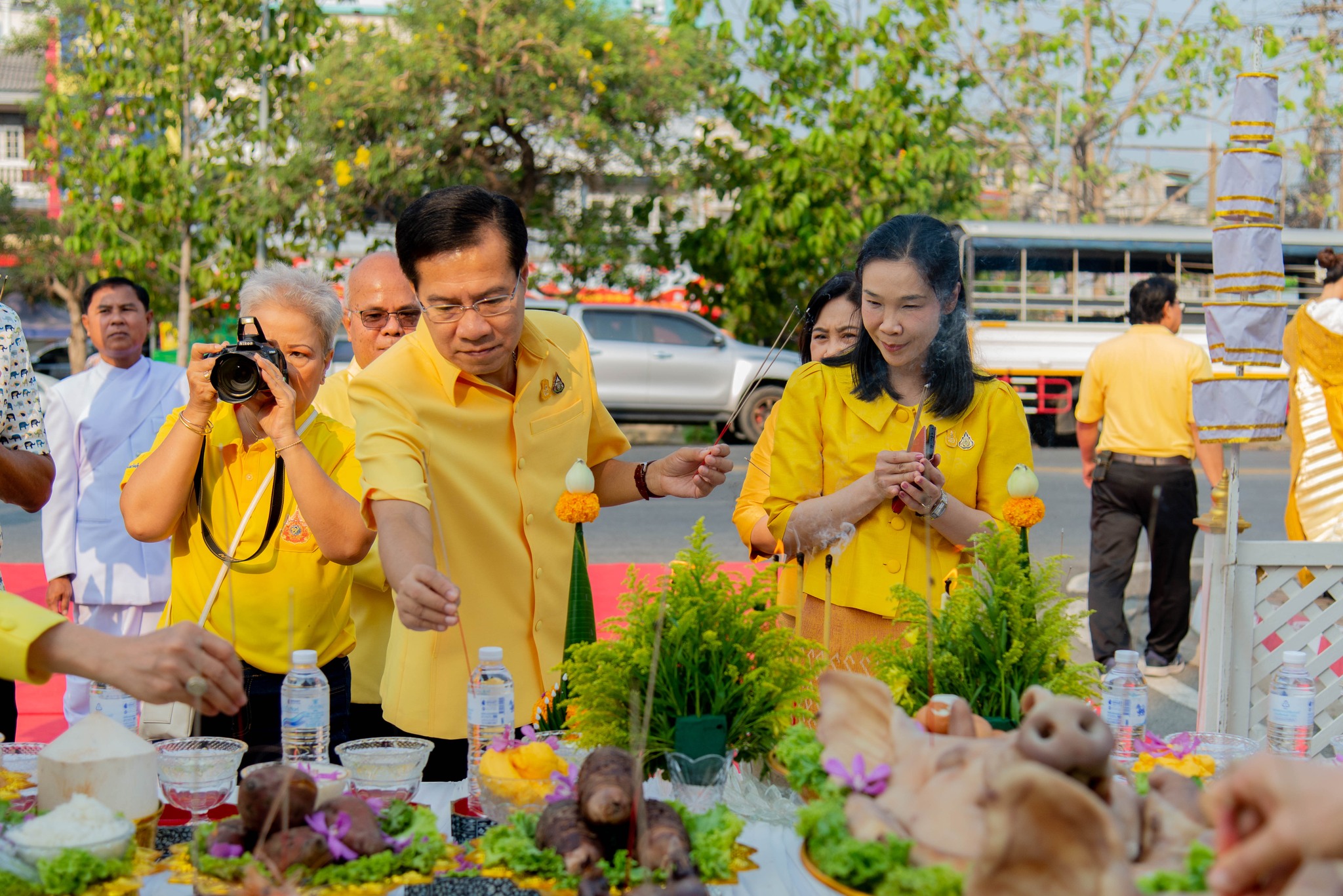 434652878 896533462273799 738906937386460131 N