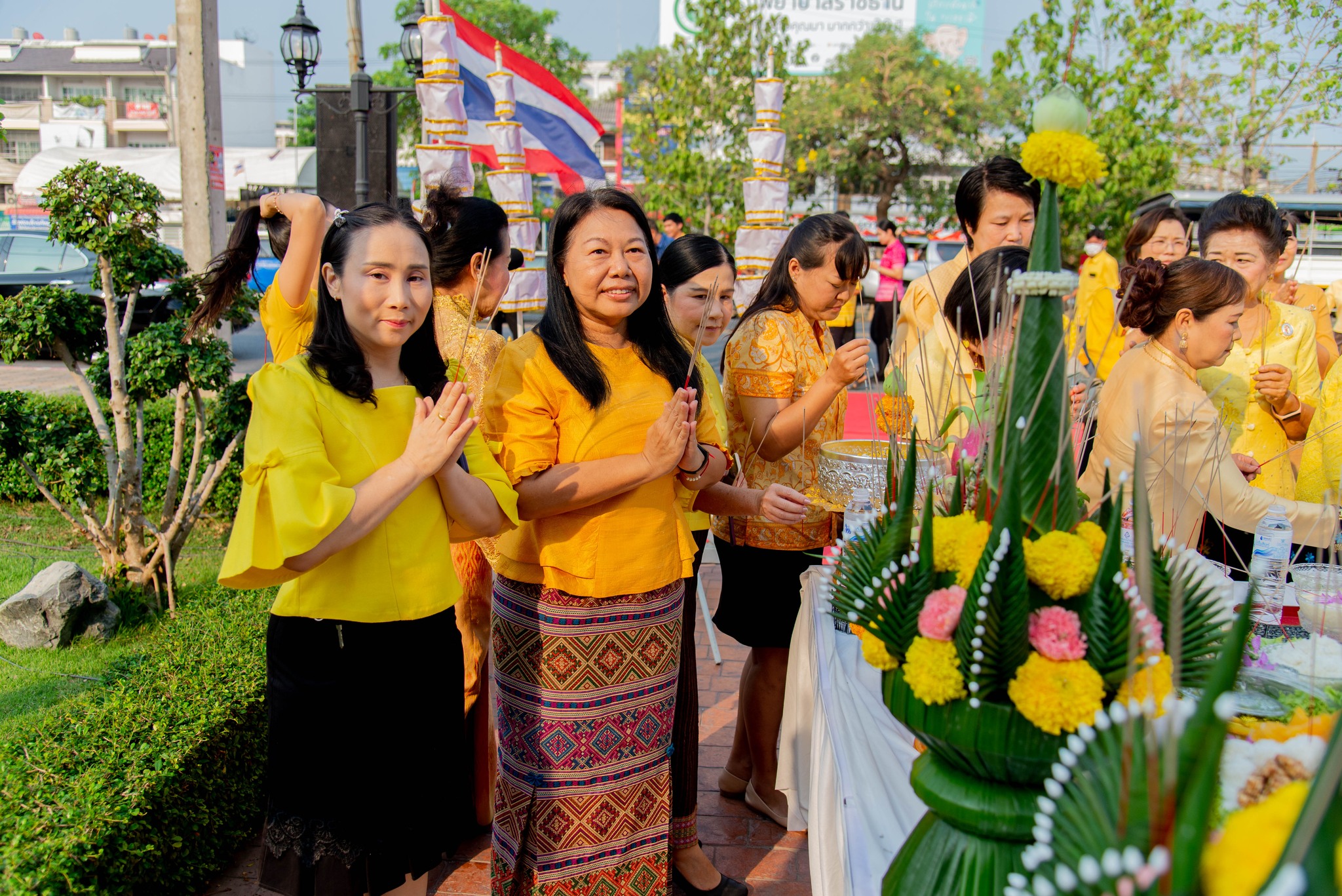 435096327 896534385607040 1976682584758972429 N